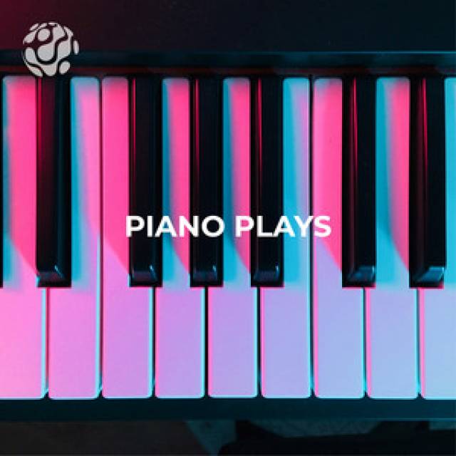 Piano Plays